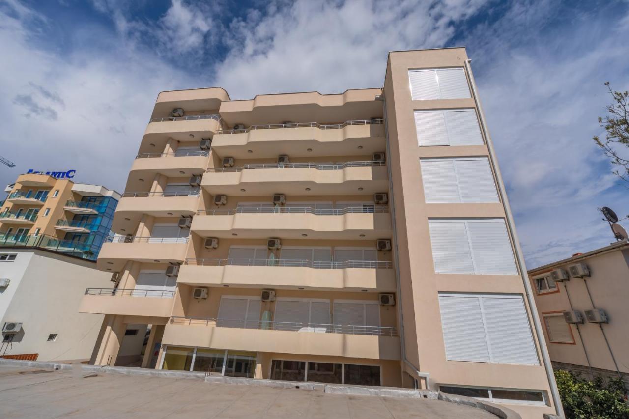 Apartments Dobra Voda Exterior foto
