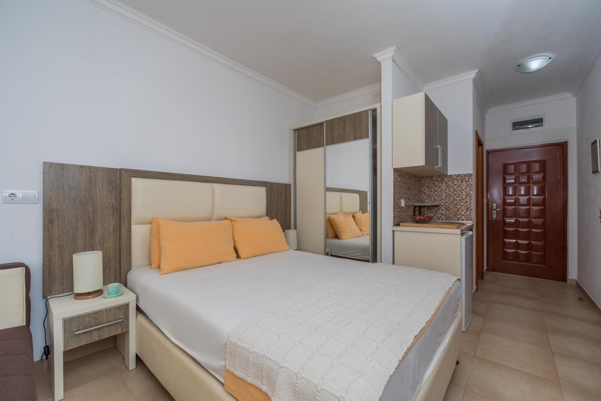 Apartments Dobra Voda Habitación foto