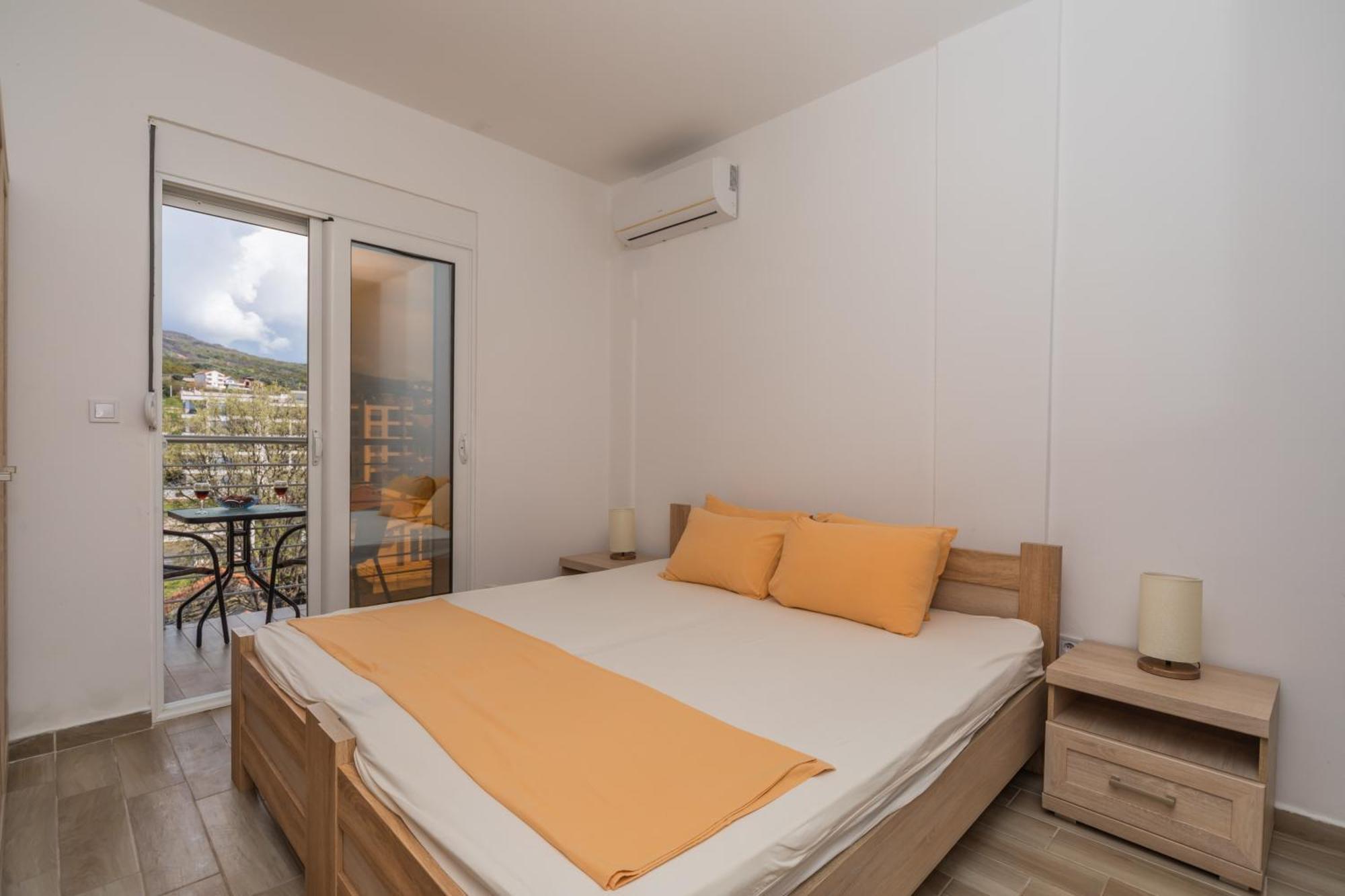 Apartments Dobra Voda Habitación foto